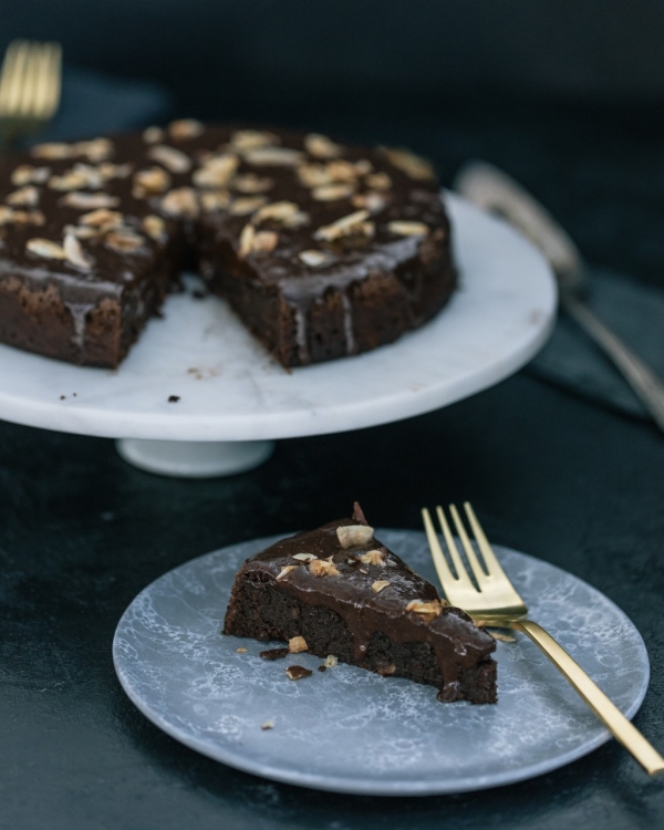 Chocolate Macaroon Cake