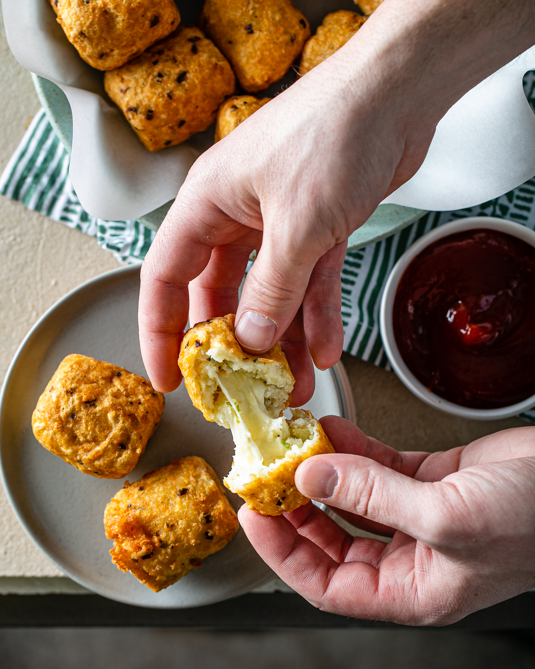 Pepper Jack Stuffed Tater Tots