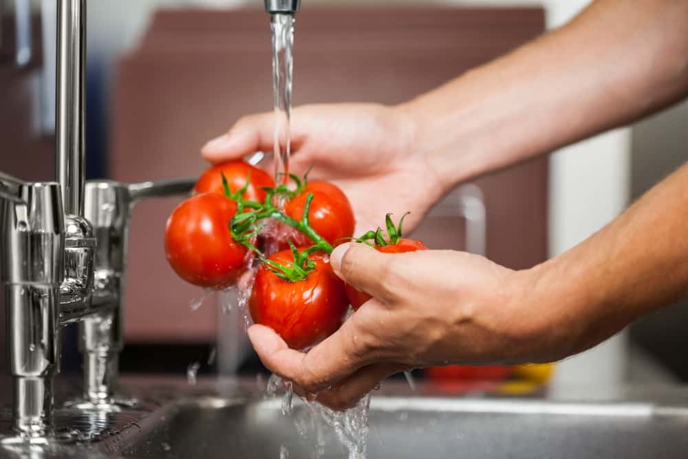 Cleaning Fruits and Veggies the Right Way with Gelson's